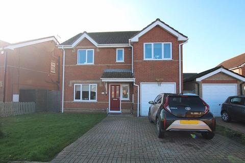 5 bedroom detached house for sale, BRIAR LANE, SCARTHO