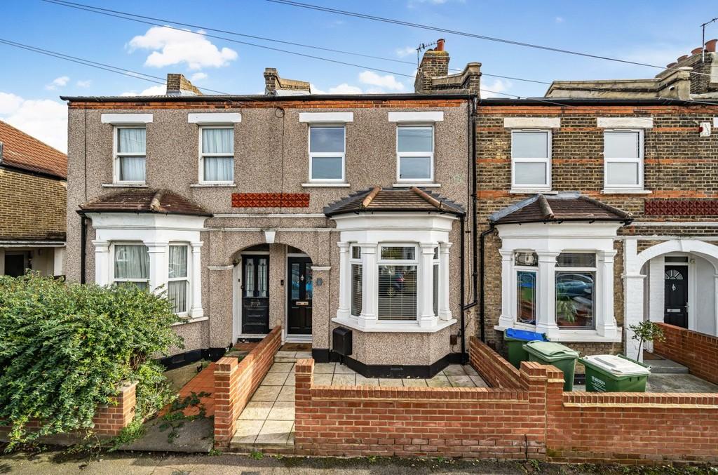 Granville Road, Welling DA16 3 bed terraced house for sale £475,000