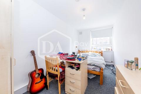 4 bedroom flat to rent, Camden Street, Camden, London