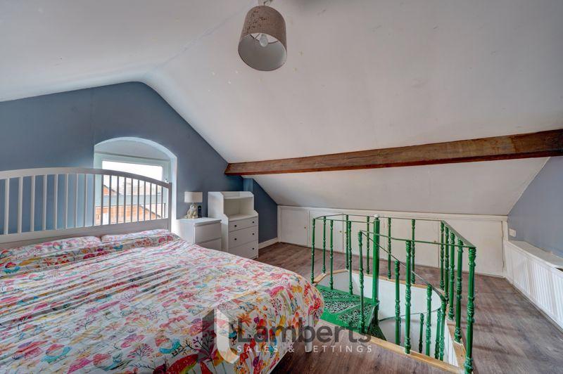 Attic Room/Master