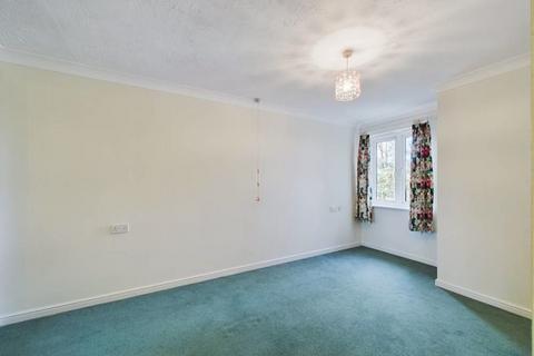 1 bedroom apartment for sale, Risbygate Street, Bury St. Edmunds