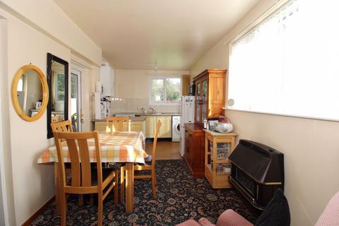4 Broad Lane, Walsall, WS3 2TG