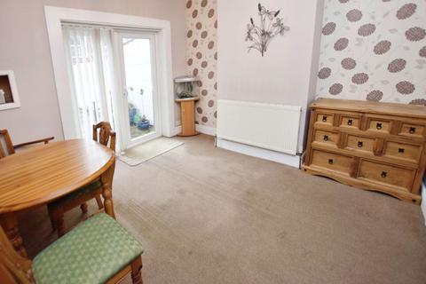 25 Courtenay Road, Exeter, EX2 8JX