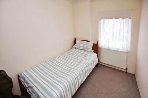 25 Courtenay Road, Exeter, EX2 8JX