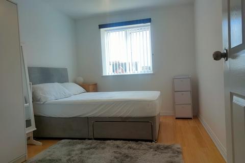undefined, Double bedsit bedroom Shared Apartment