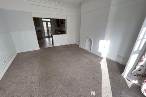 2 bedroom apartment for sale, Morley Road, Craig Y Don