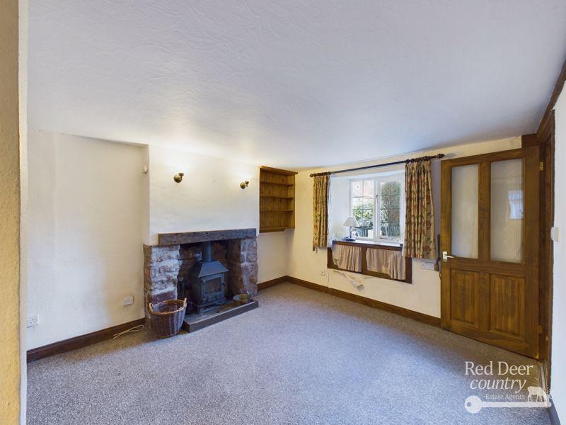 Manor Road, 2 bed character property for sale £175,000