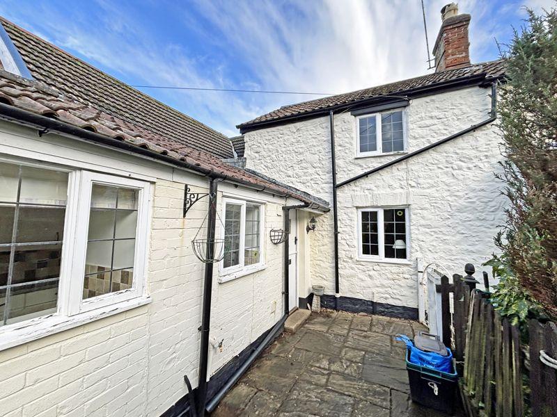 Manor Road, 2 bed character property for sale £175,000