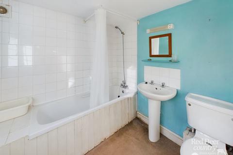 9 Grove Place, Minehead, TA24 6EN