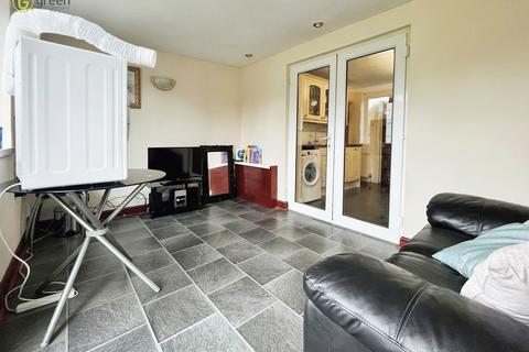 3 bedroom end of terrace house for sale, Cranbourne Road, Birmingham B44