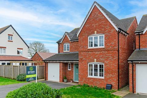 4 bedroom detached house for sale, Buttercup Drive, Tamworth B79