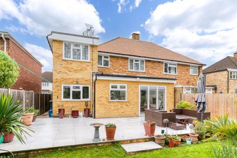 4 bedroom semi-detached house for sale, Wolsey Drive, Walton-On-Thames