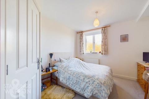 2 bedroom flat for sale, Waterside Drive, Ditchingham, Bungay