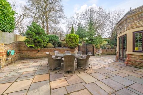 7 bedroom detached house for sale - The Woodlands, Chelsfield, Orpington