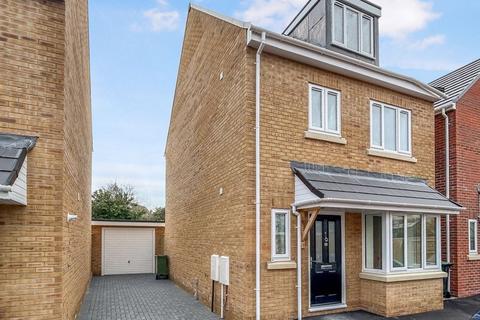 4 bedroom detached house for sale, CELANDINE CLOSE, LODMOOR, WEYMOUTH, DORSET