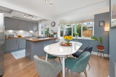 108 Whytecliffe Road North, Purley, CR8 2AS