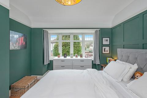 108 Whytecliffe Road North, Purley, CR8 2AS