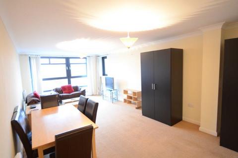 2 bedroom apartment to rent, Q2, Kennet Street, Reading