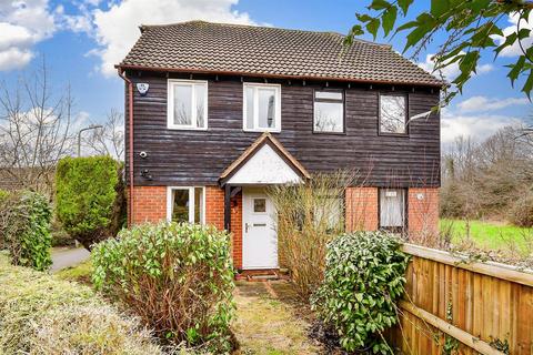 2 bedroom semi-detached house for sale, Dragonfly Close, Ashford, Kent