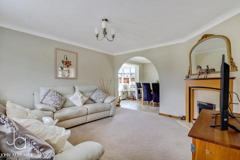 5 bedroom detached house for sale, Rosemary Crescent, Tiptree