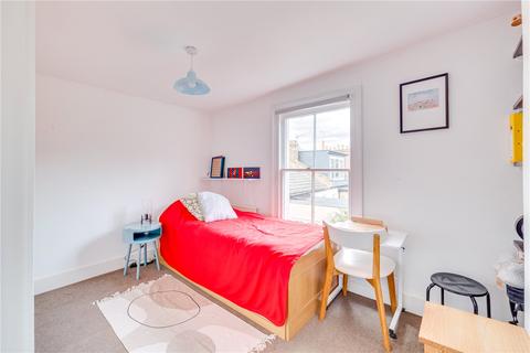 4 bedroom terraced house for sale - Hartismere Road, London, SW6
