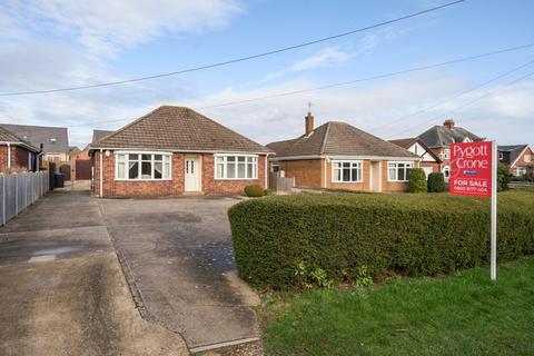 2 bedroom detached bungalow for sale - Deepdale Lane, Nettleham, Lincoln, Lincolnshire, LN2