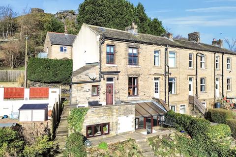 3 bedroom end of terrace house for sale, Back Thornhill Road, Longwood, Huddersfield, West Yorkshire, HD3