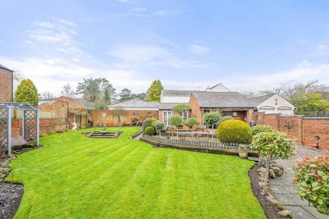 4 bedroom detached house for sale, Great Glen LE8