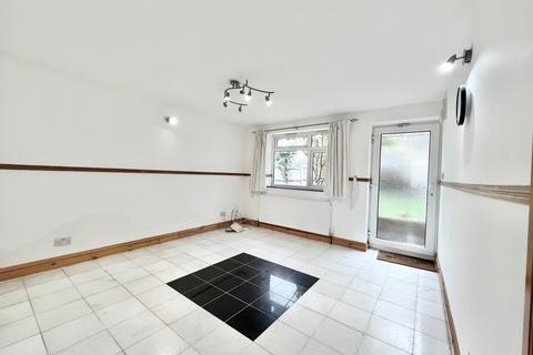 undefined, Durnsford Road, London N11