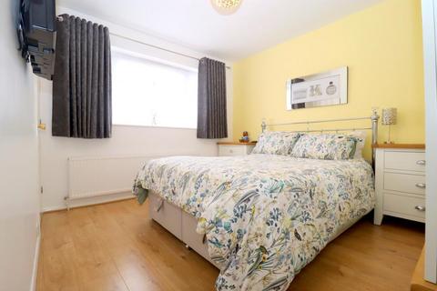 3 bedroom semi-detached house for sale, Redgrave Gardens, Bramingham, Luton, Bedfordshire, LU3 3QN