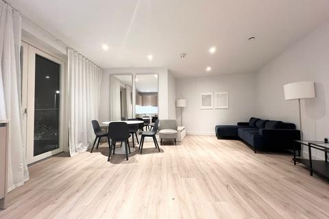 2 bedroom apartment to rent - London SW20