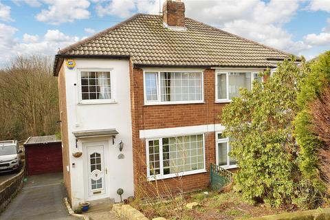 3 bedroom semi-detached house for sale, Woodhill Road, Leeds