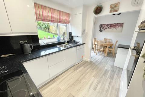 120 Ambleside Road, Lancaster, LA1 3NE