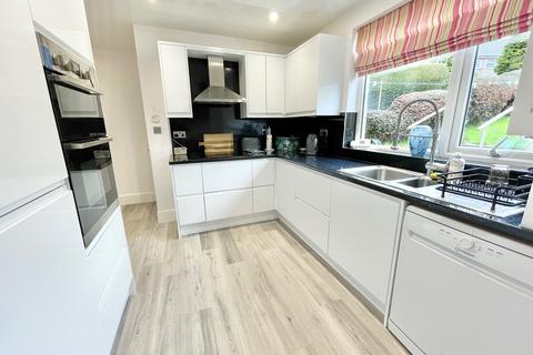 120 Ambleside Road, Lancaster, LA1 3NE