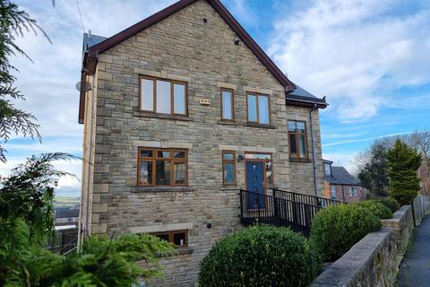 5 bedroom detached house for sale - College House, Consett