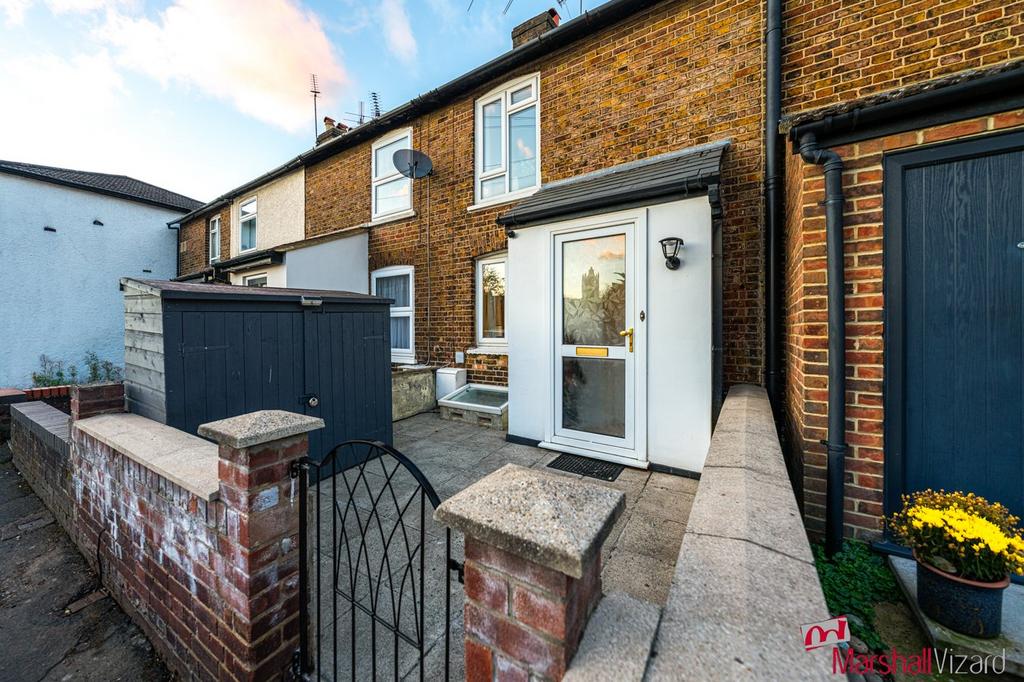Bedford Street, Watford, WD24 2 bed terraced house for sale £370,000