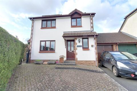 44 Holwill Drive, Torrington, EX38 7LQ