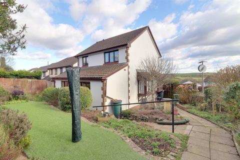 44 Holwill Drive, Torrington, EX38 7LQ