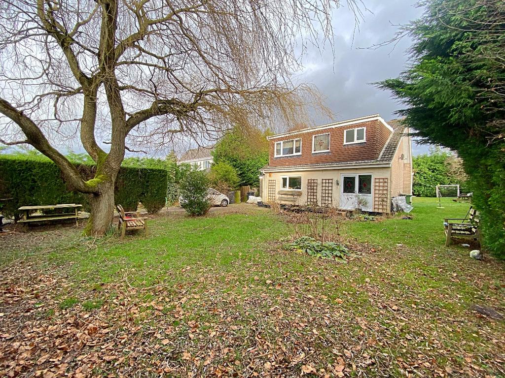 Ponteland, Newcastle upon Tyne NE20 4 bed detached house for sale £