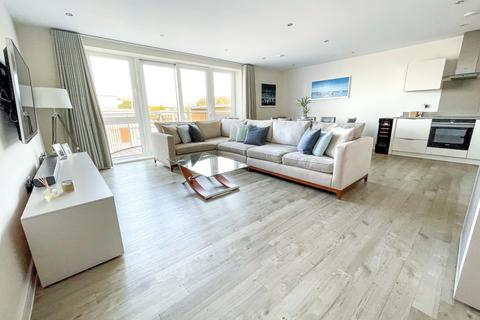 2 bedroom apartment for sale, Almansa Way, Lymington, SO41