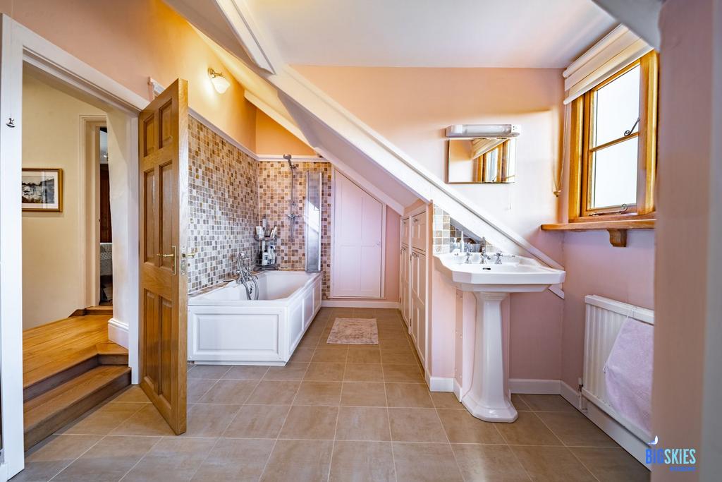 Principal Ensuite