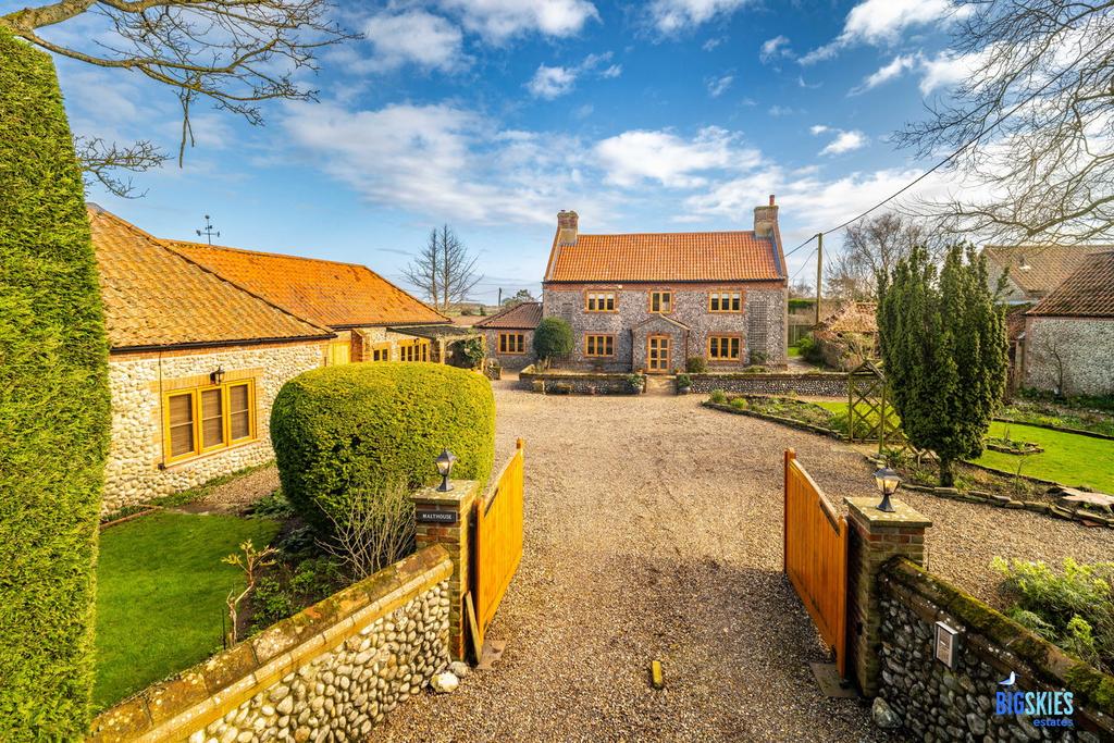 Front of house &amp; outbuildings