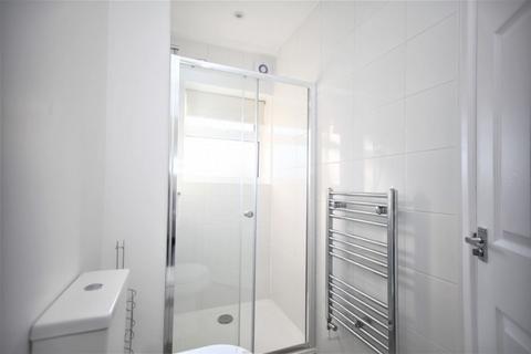 5 bedroom semi-detached house to rent, RENTERS AVENUE, HENDON, NW4 3RD