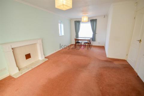 25 Blackdown Avenue, Waterthorpe, Sheffield, S20 7NG