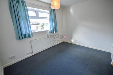 25 Blackdown Avenue, Waterthorpe, Sheffield, S20 7NG