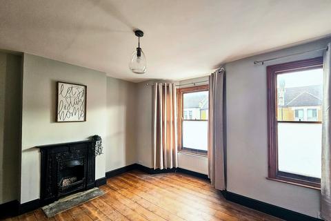 3 bedroom end of terrace house to rent - Fernbrook Road, Hither Green , London, SE13
