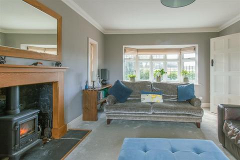25 Beech Lane, Earley, Reading, RG6 5PT