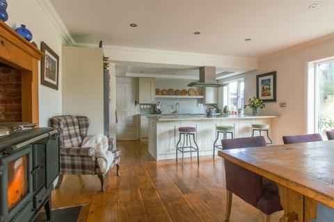 25 Beech Lane, Earley, Reading, RG6 5PT