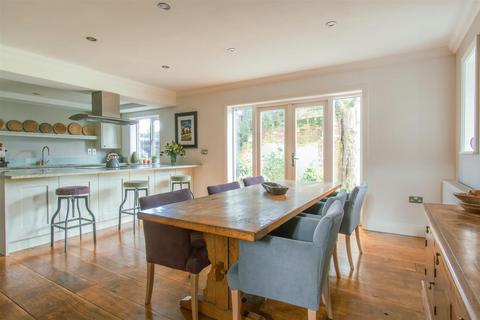25 Beech Lane, Earley, Reading, RG6 5PT