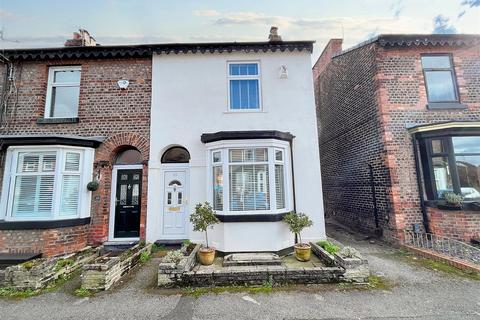 2 bedroom end of terrace house for sale, The Grove, Sale